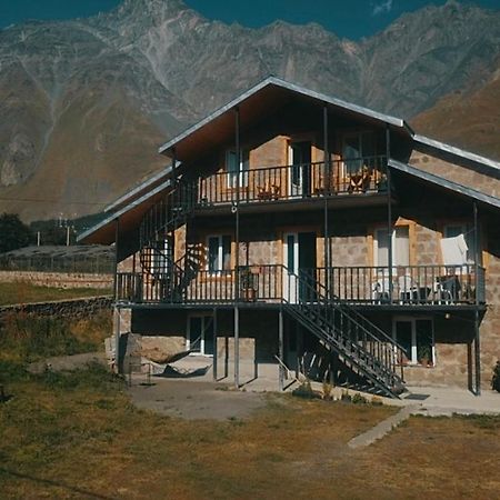 Hotel Dari Kazbegi Kültér fotó