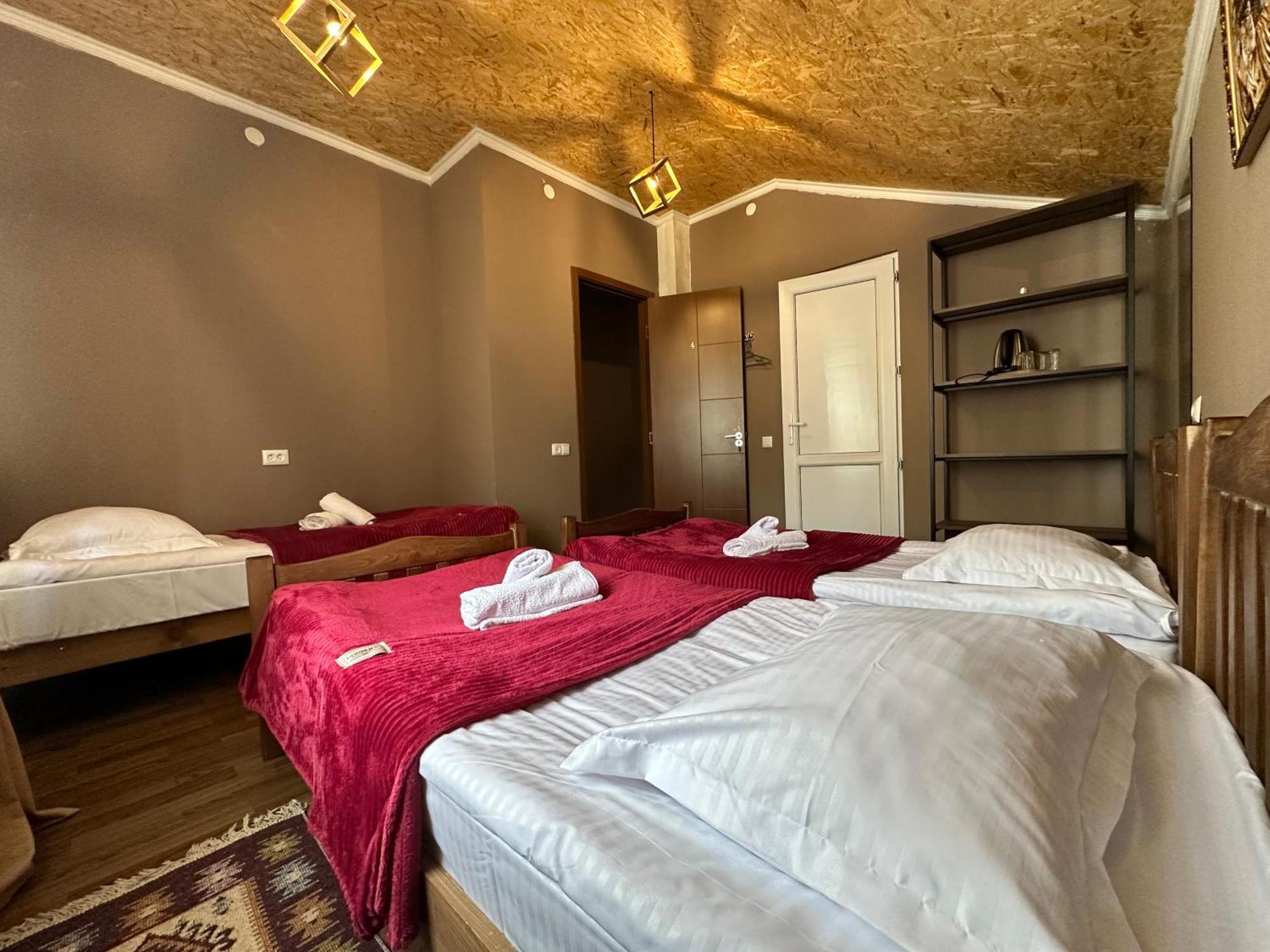 Hotel Dari Kazbegi Szoba fotó