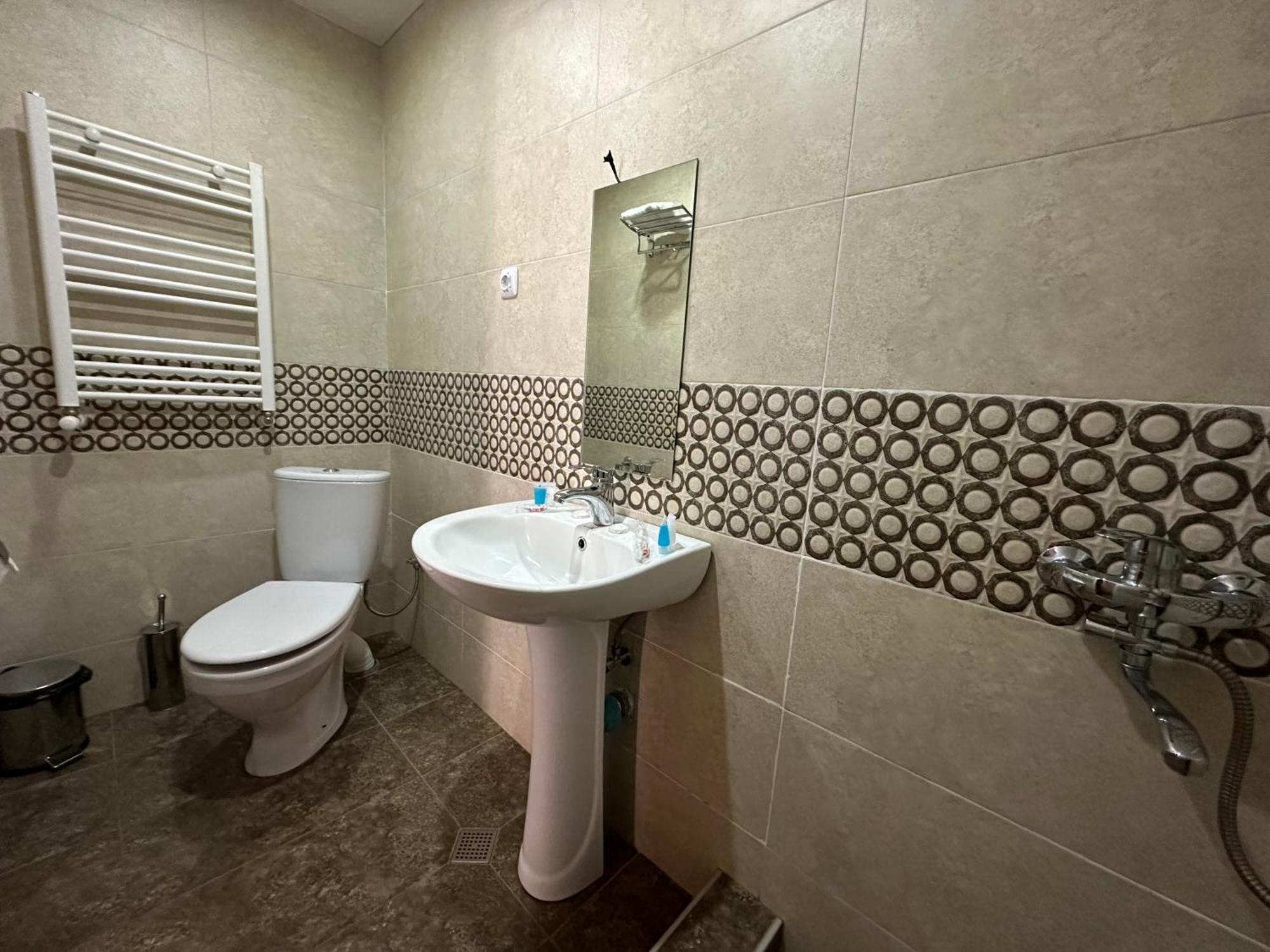 Hotel Dari Kazbegi Szoba fotó